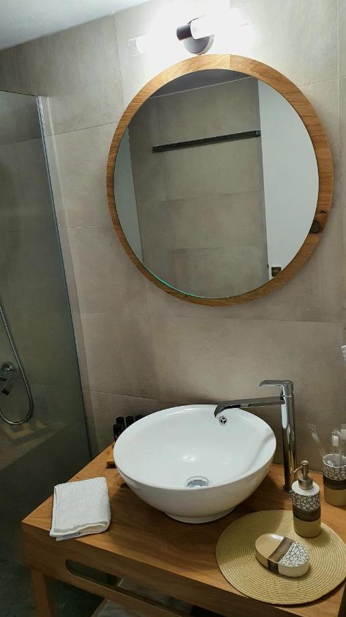 דירות Triovasálos Alexandra'S Boutique House מראה חיצוני תמונה